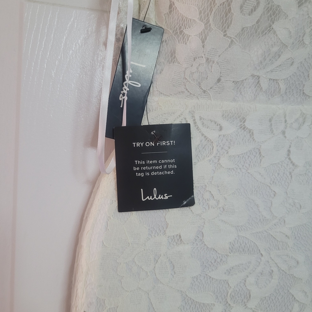 Nwts Lulus Chic White Lace Halter Wedding Dress - Picture 4 of 14